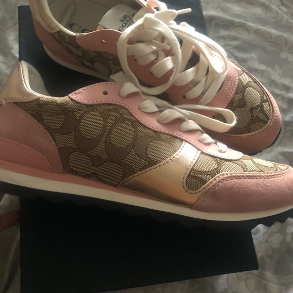 Coach shoes - Picture 2 of 2